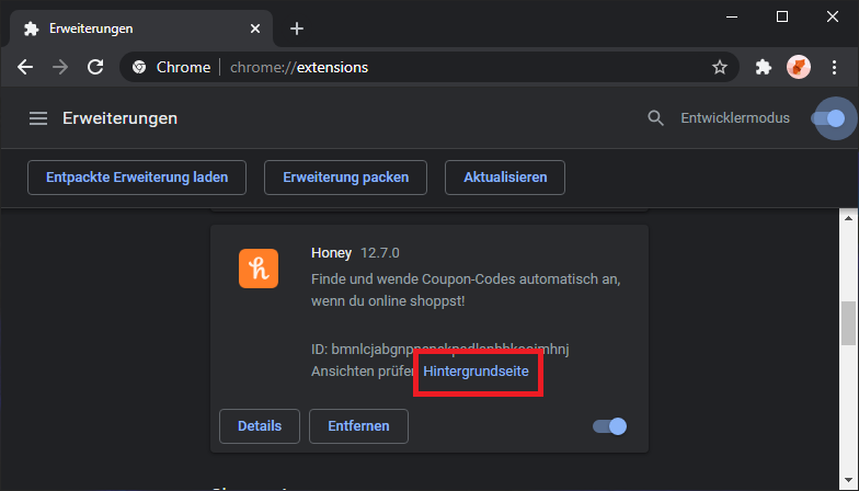Eine Liste von den installierten Chrome-Erweiterungen auf „chrome://extensions“. „Hintergrundseite“ bei Honey ist rot umrahmt.